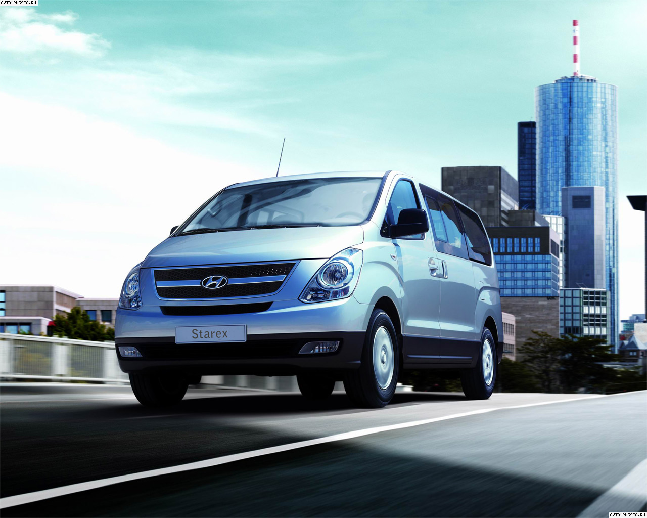 Hyundai Starex: цена, технические характеристики, фото, отзывы, дилеры ...